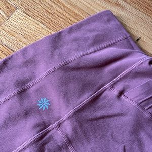 Tawny Rose Athleta Stash with Pockets || X-Small Moto Tight in Powervita